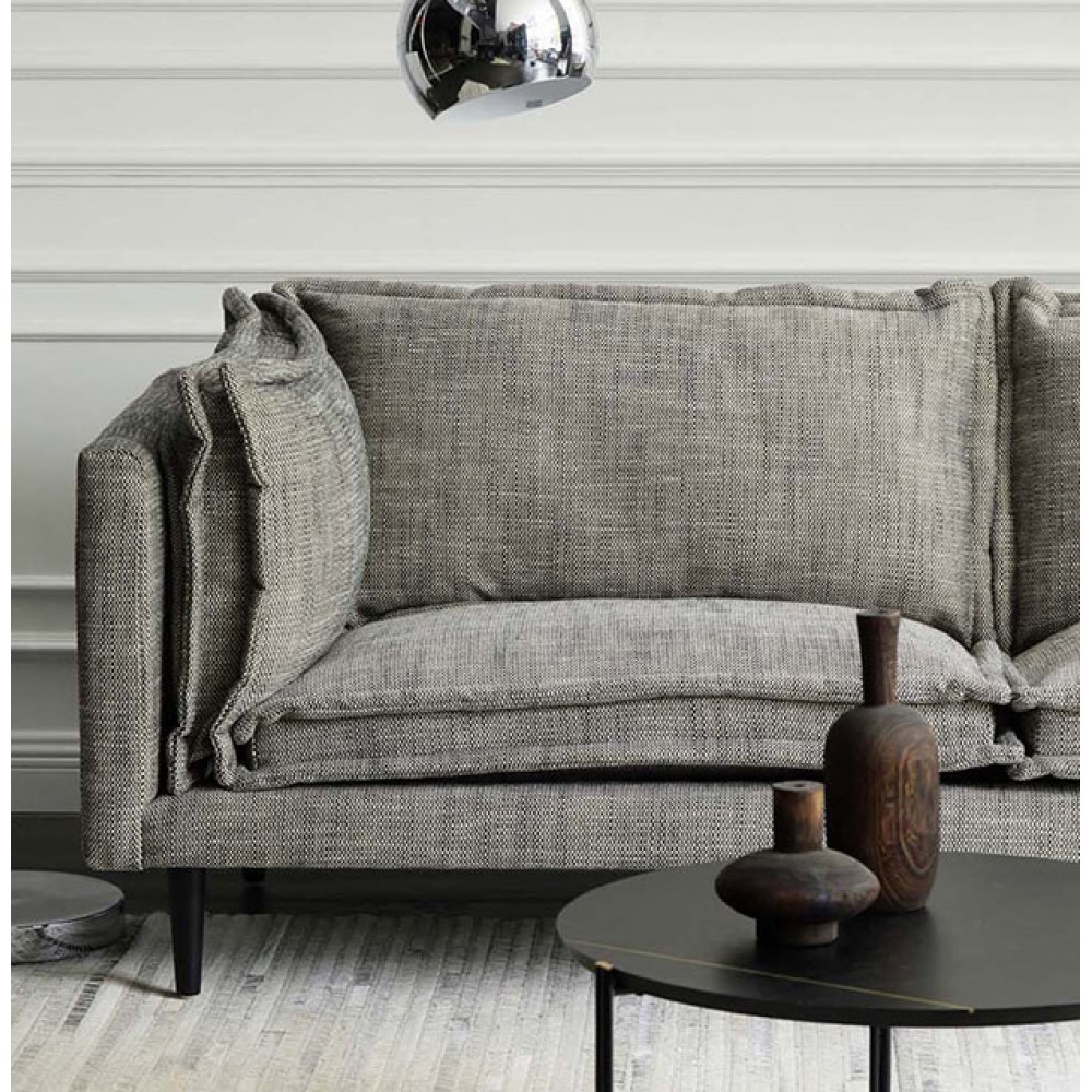 Sofas & Sectionals