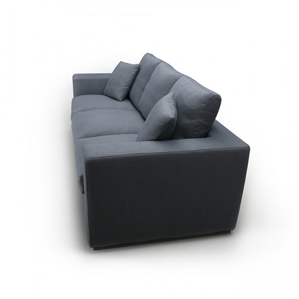 Sofas & Sectionals